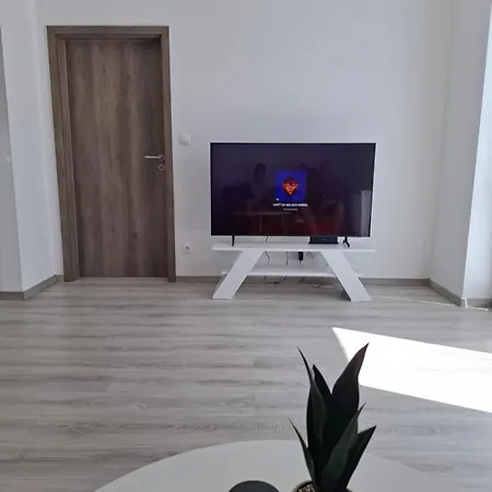 Apartment Stylovy V Samorine 2 *